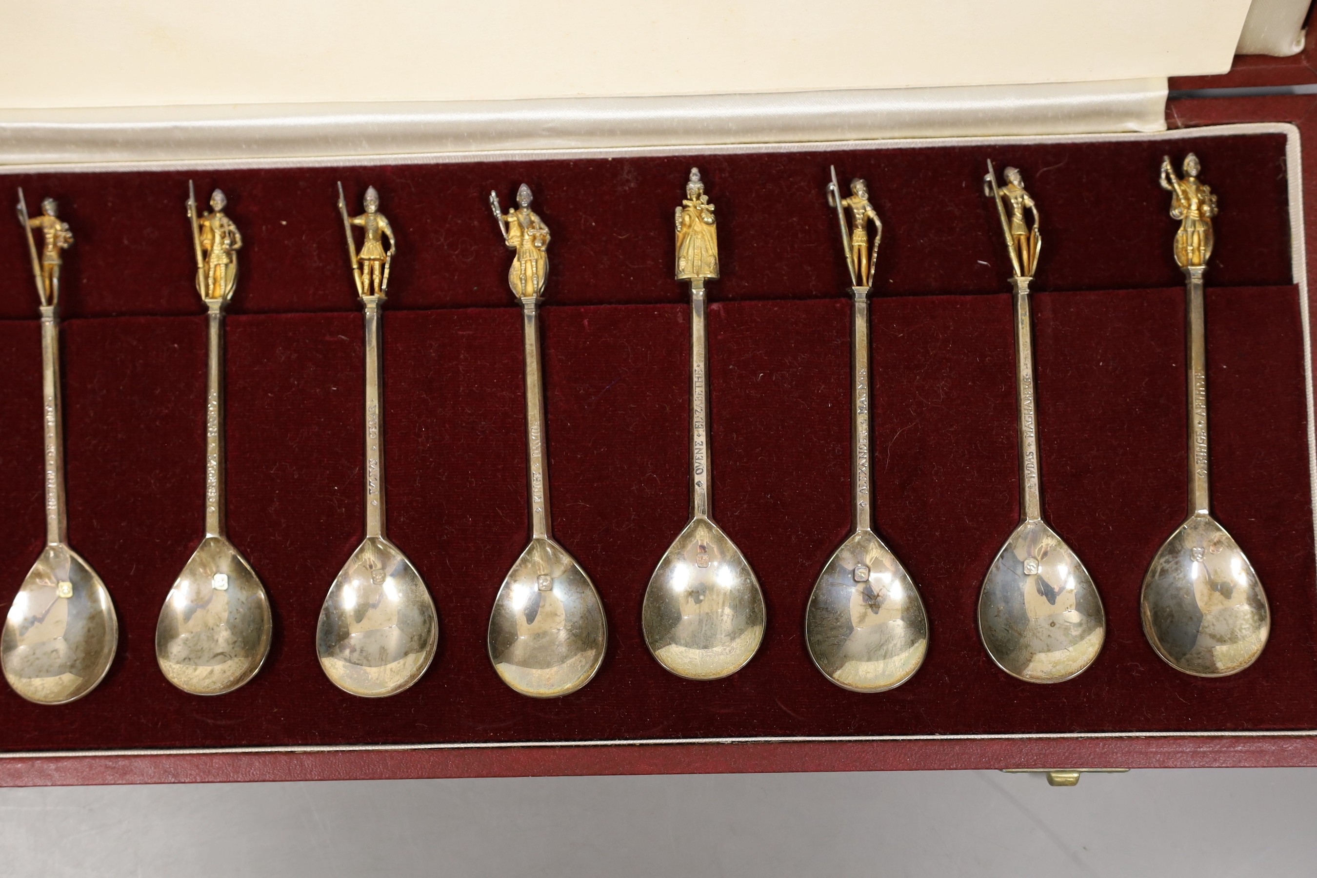 A set of twelve parcel gilt silver commemorative Tichborne spoons, in presentation case, 9oz